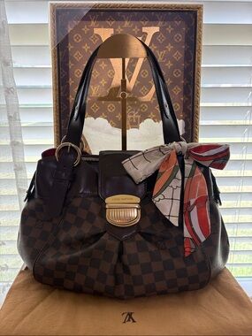 LOUIS VUITTON 🤎 Damier Ebene Sistina PM Shoulder Bag-W /LV duster/COA -EUC
